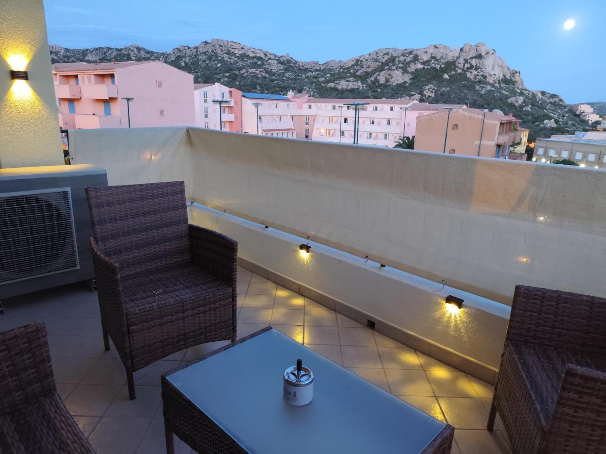 Soul Apartment La Maddalena Ла-Маддалена Экстерьер фото
